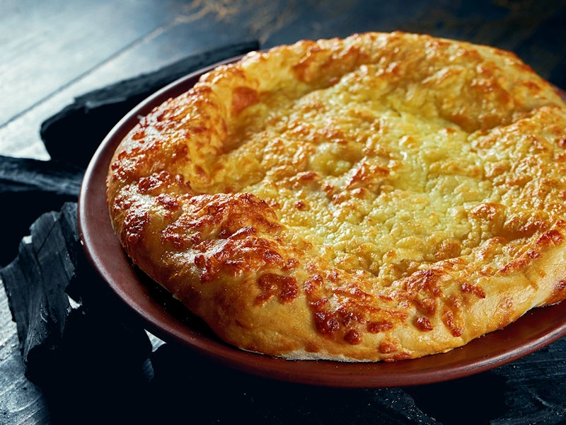 Pizza / Chachapuri